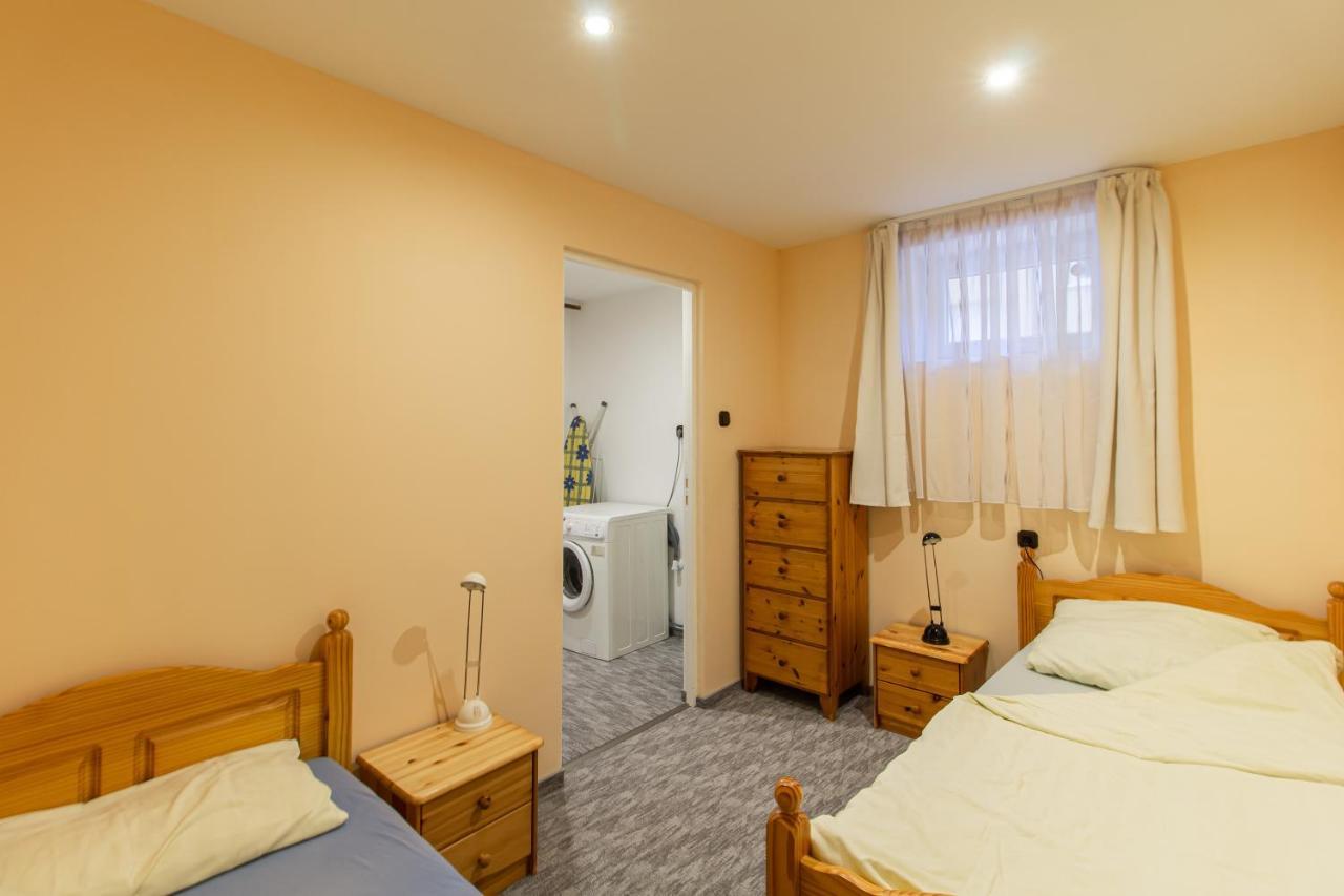 Deli Terasz A Apartman Free Parking, Self-Check-In Anytime Γκιόρ Εξωτερικό φωτογραφία